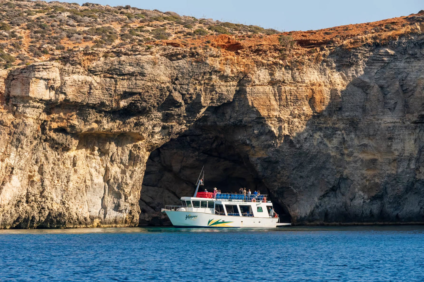 EXCURSION À COMINO, BLUE LAGOON & GROTTES